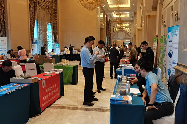 廠商展示優(yōu)質(zhì)產(chǎn)品 /cxyq/20241017084604-FsUXC0MjlCb2LI07yGNUjR07toX3.jpg