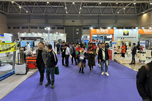 嘉賓參觀 /cxyq/20241212110716-Fp418in21YbP534RQh_nTcG2HEOF.jpg