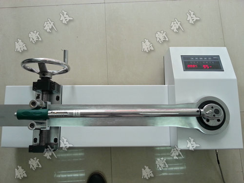 扭力扳手檢定儀圖片