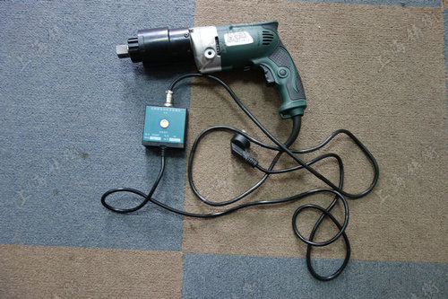 С��늄�(d��ng)��Ť������